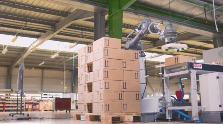 Pallettizzazione semplice e flessibile grazie alla collaborazione tra Omrnon e FlexLink