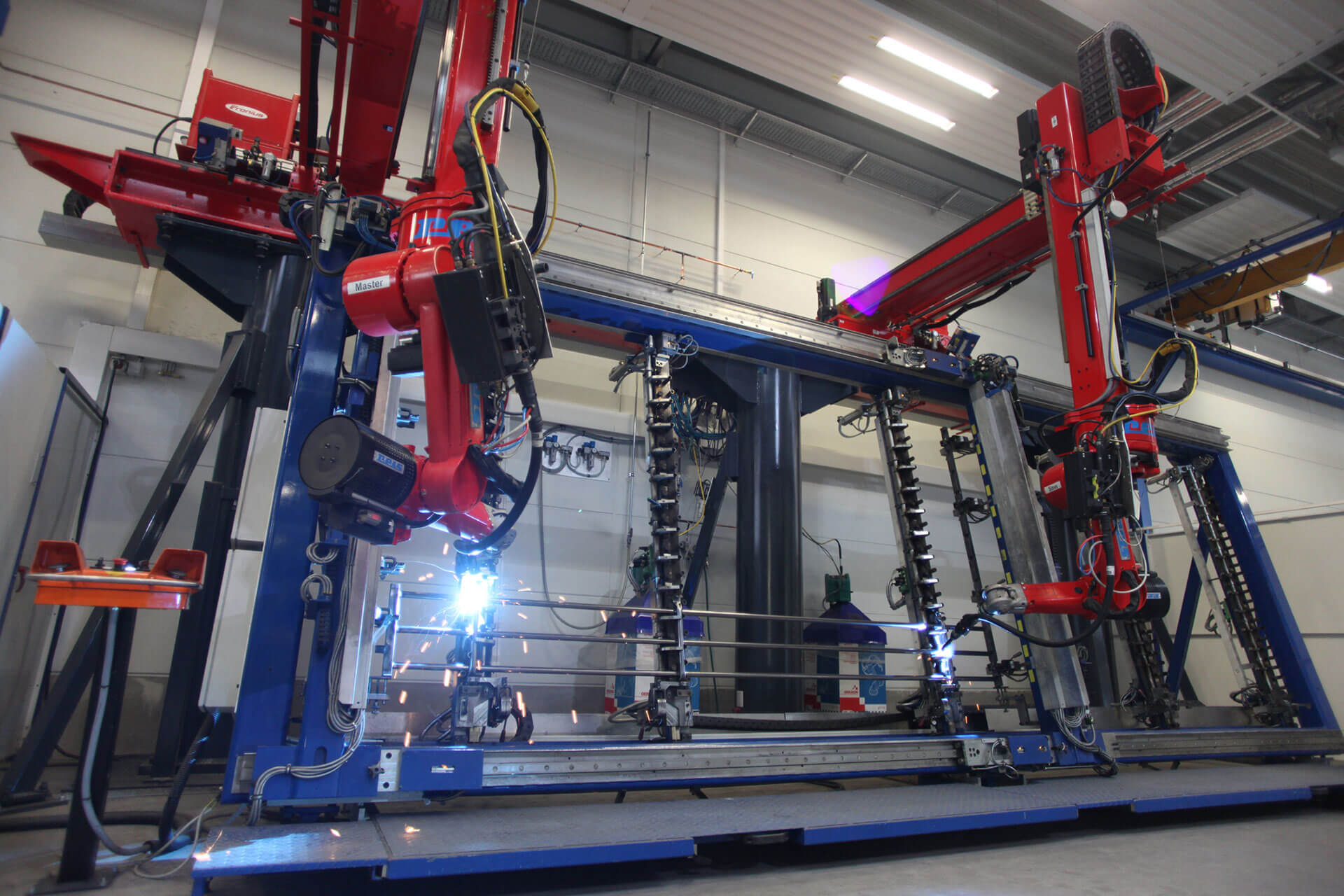 La tedesca Reis Robotics diventa italiana: Kuka cede la proprietà all’emiliana ACT e al fondo FAI